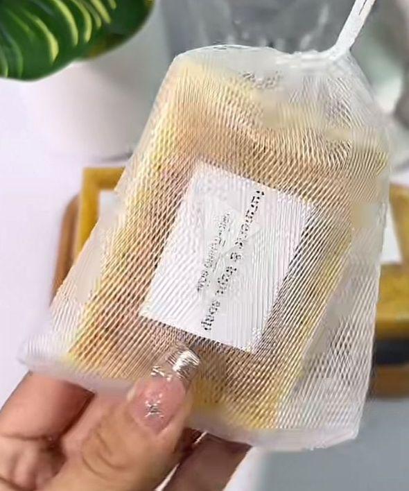 SOAP™: Le Savon Anti-Acné Curcuma & Kojic