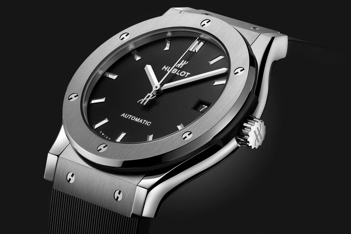 HUBBLOT™ : L'Élégance Intemporelle - La montre Suisse Classic Fusion